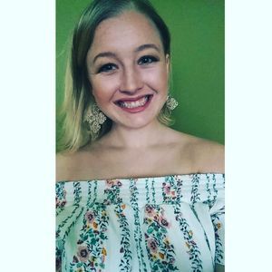 Meet your Posher, Maggie